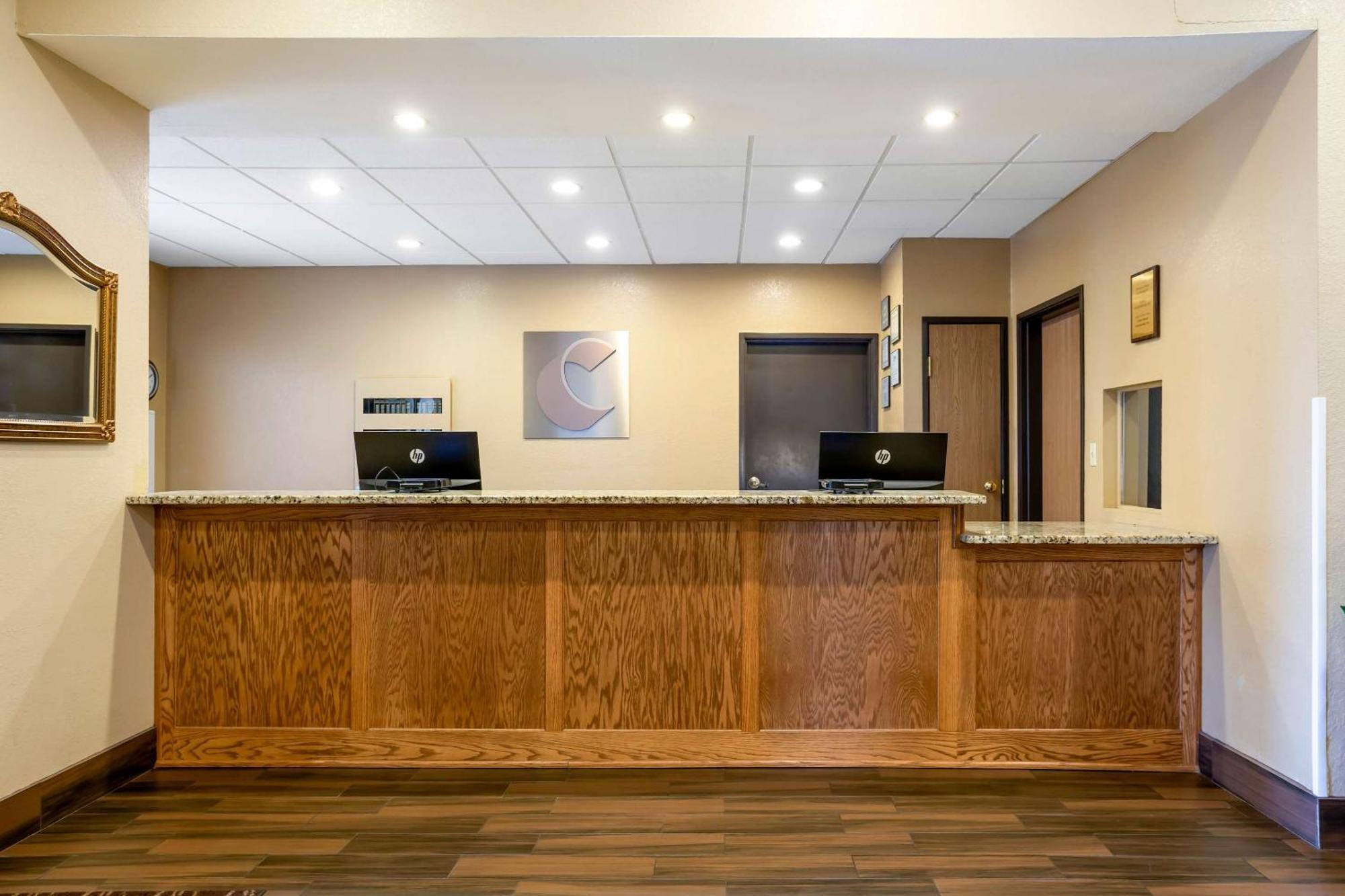 Comfort Inn & Suites Pittsburg Exterior foto